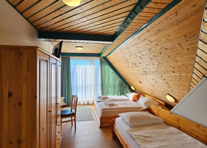 3 star hotels Asperner Loewe